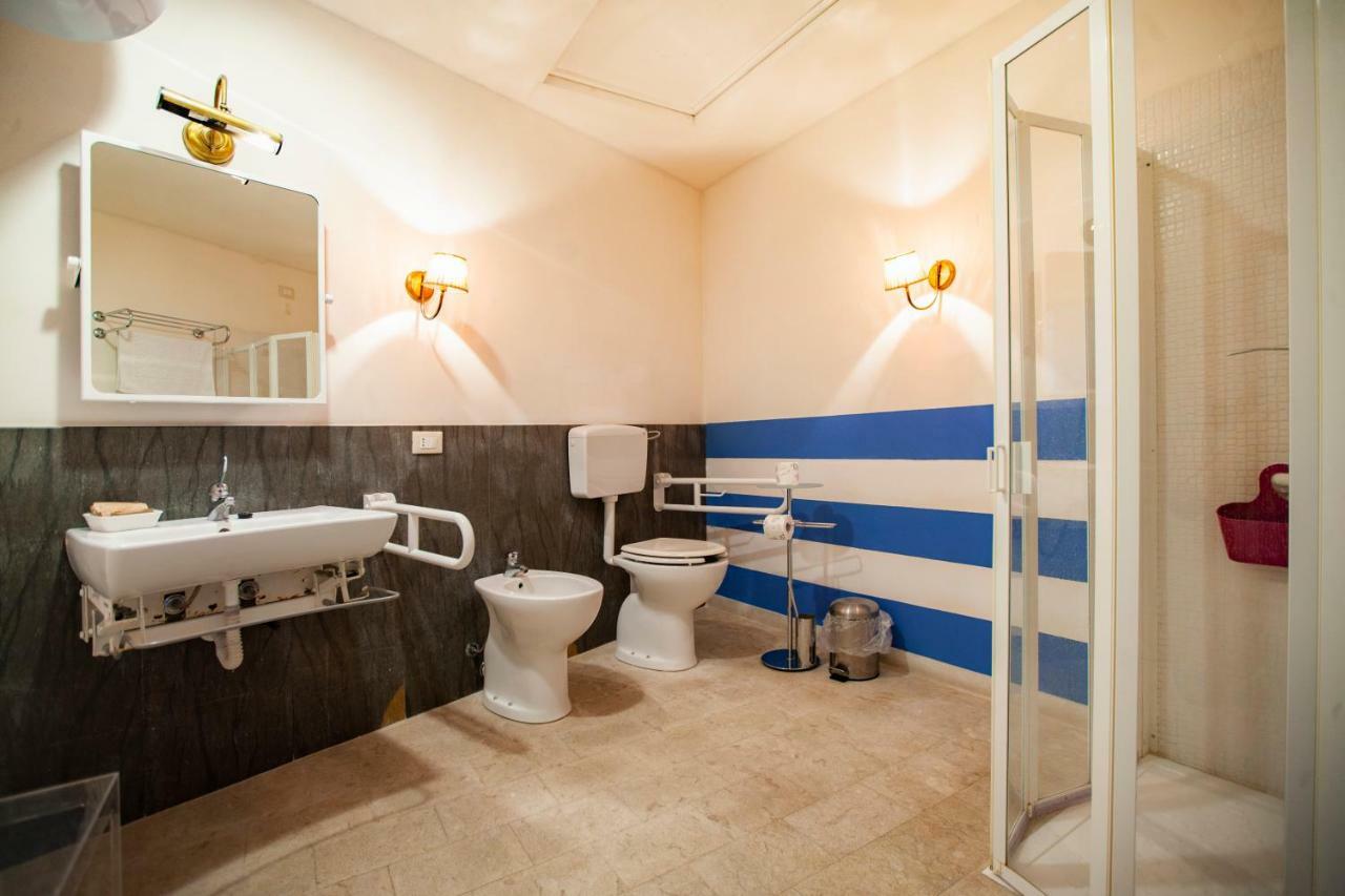 Arbaria Hotel Trapani Buitenkant foto
